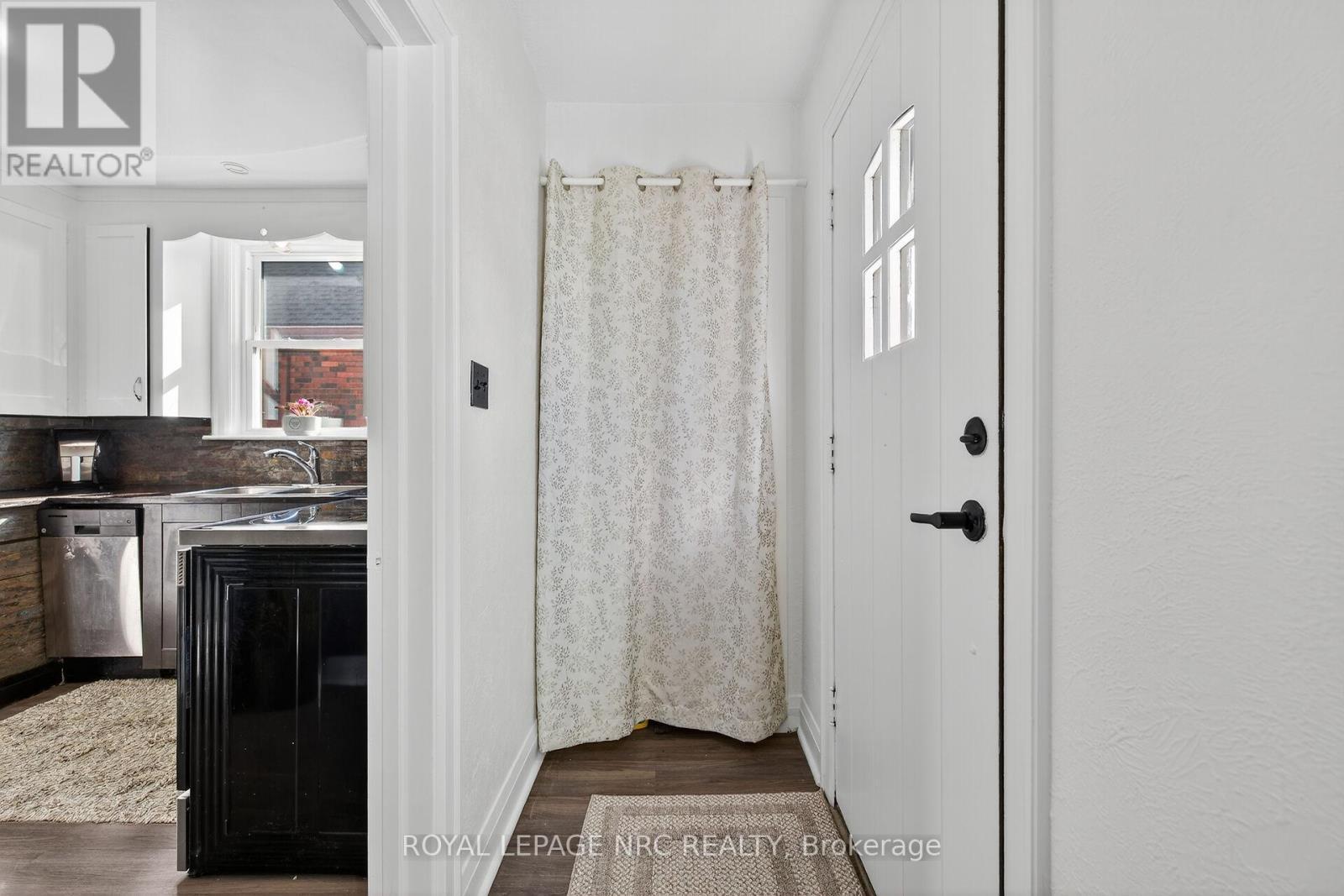 












199 WEST 2ND STREET

,
Hamilton,




Ontario
L9C3G2

