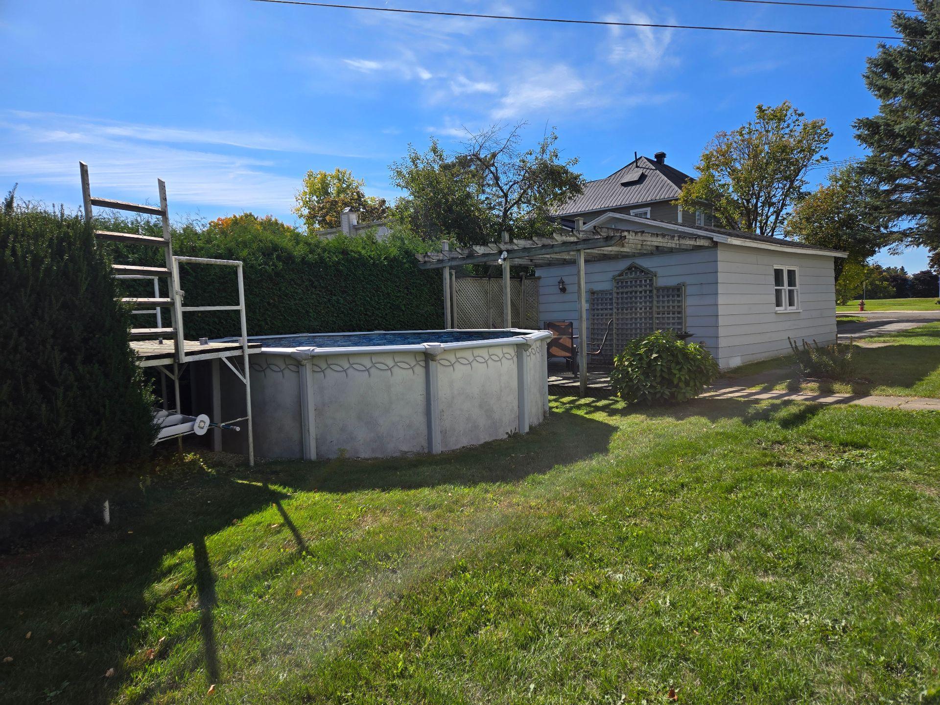 









93


Rue du Pont

,
Bedford - Ville,




QC
J0J1A0

