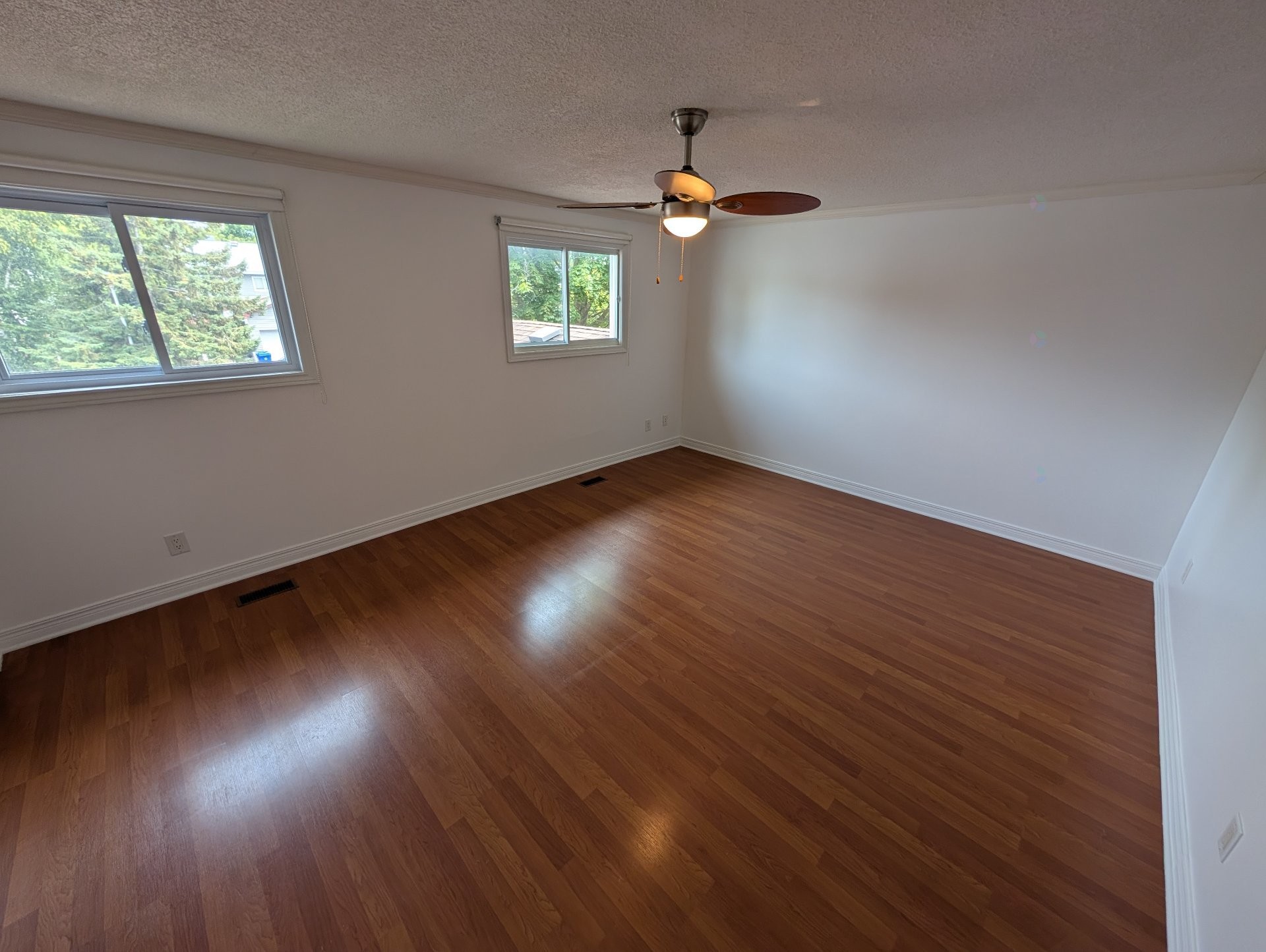 









13


Rue Conroy

,
Gatineau (Aylmer),




QC
J9H5L4

