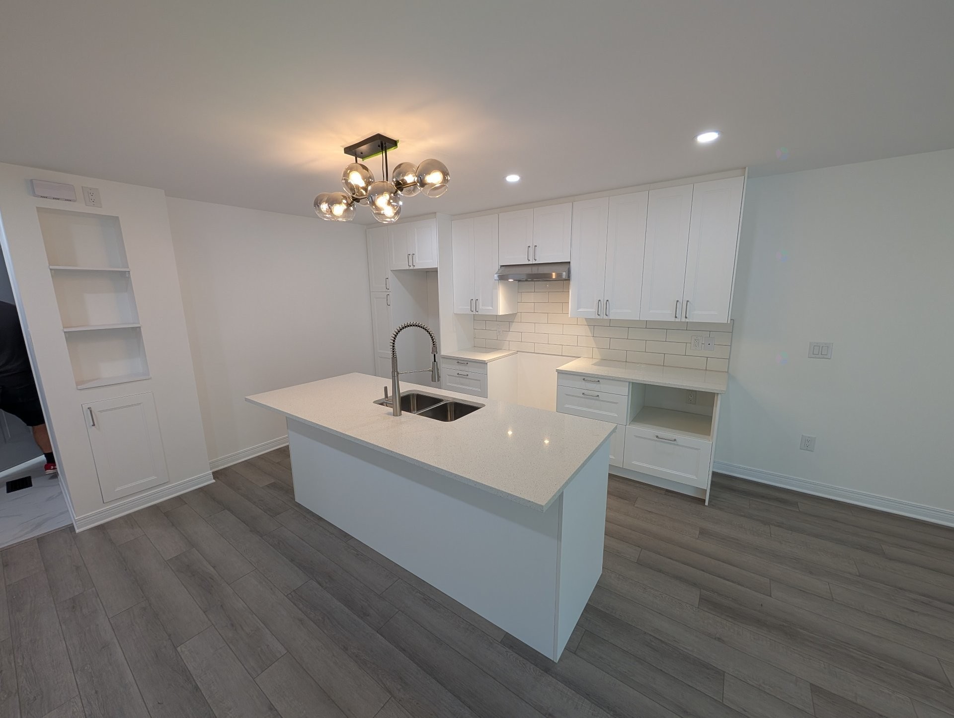 









13


Rue Conroy

,
Gatineau (Aylmer),




QC
J9H5L4

