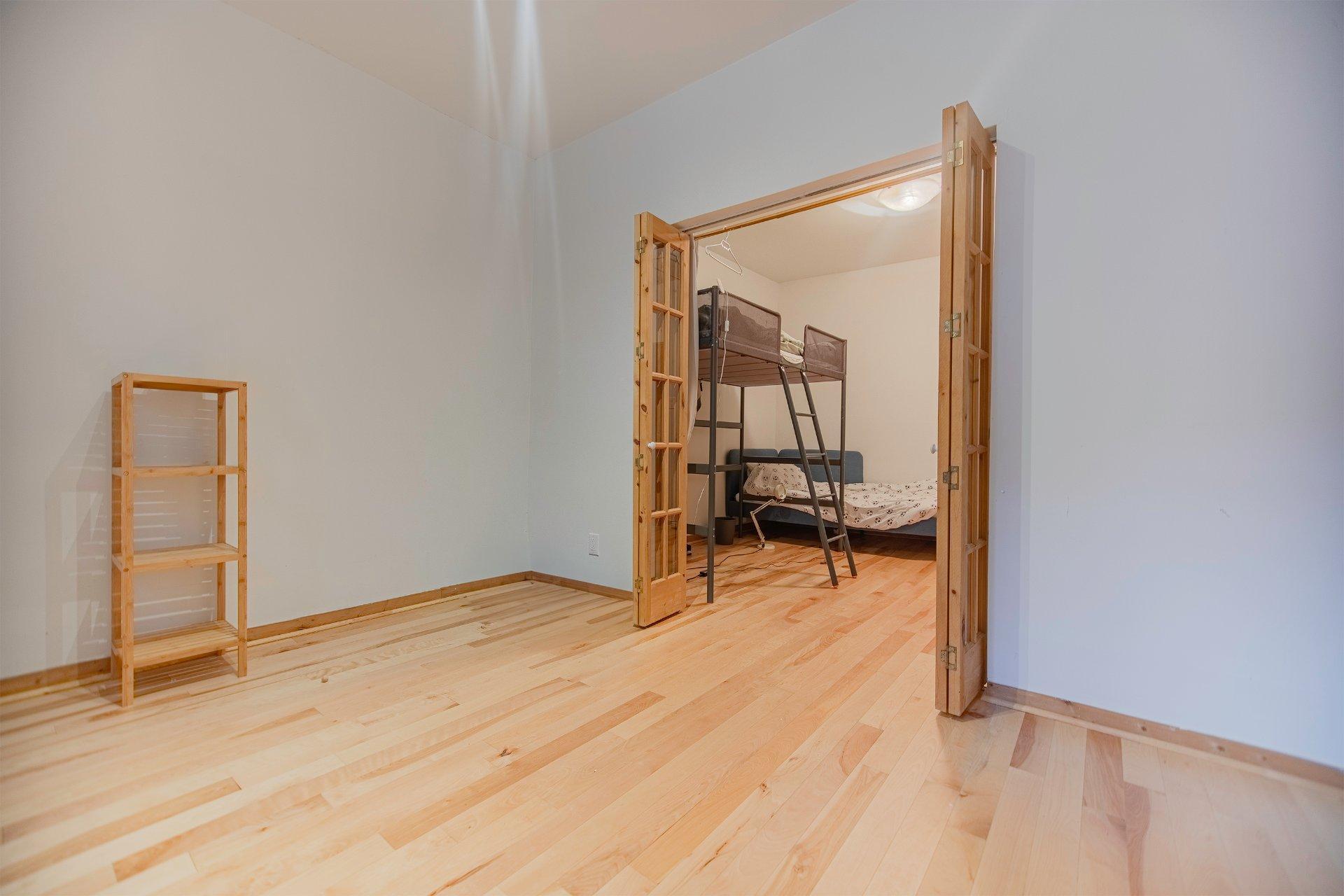 









4390

 - 4392


Rue De Lanaudière

,
Montréal (Le Plateau-Mont-Royal),




QC
H2J3P2

