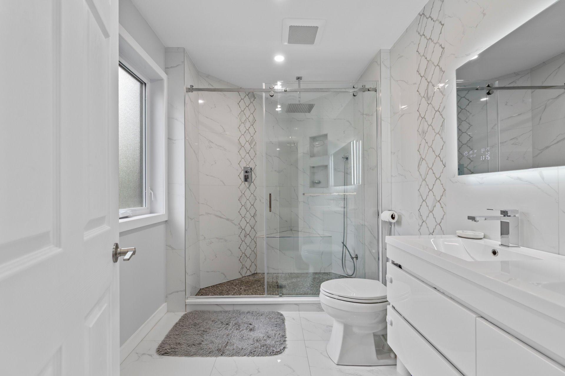 









236


Rue Acres

,
Kirkland,




QC
H9H4R2

