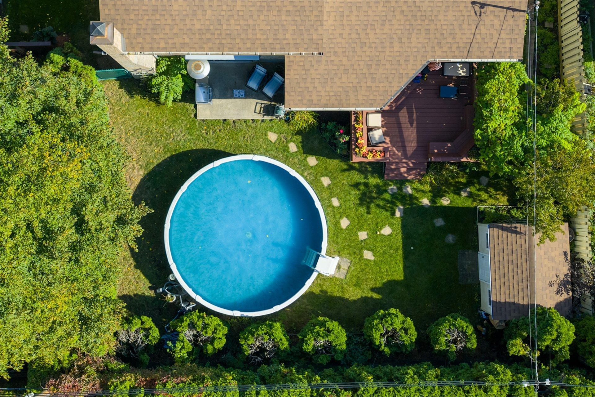 









236


Rue Acres

,
Kirkland,




QC
H9H4R2

