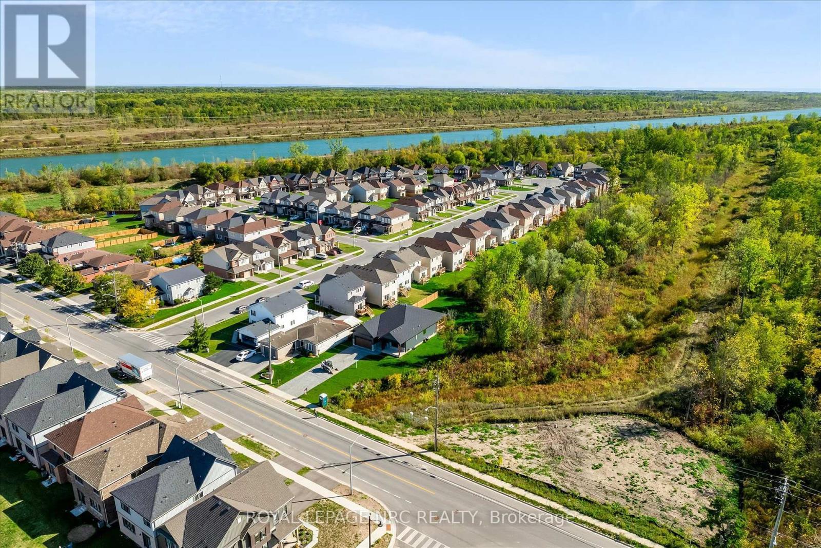 












207 FORKS ROAD

,
Welland (Dain City),




Ontario
L3B6C5

