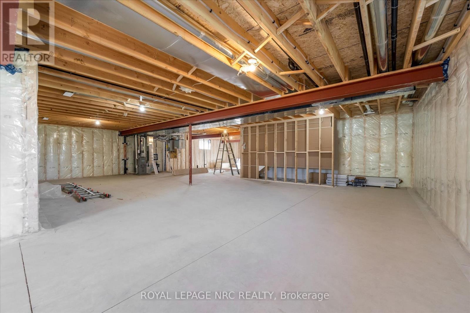 












207 FORKS ROAD

,
Welland (Dain City),




Ontario
L3B6C5

