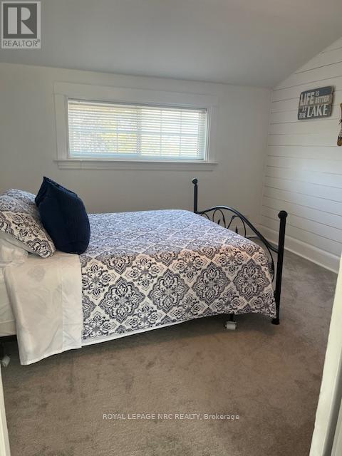 












5706 KING STREET

,
Lincoln (Beamsville),




Ontario
L0R1B3

