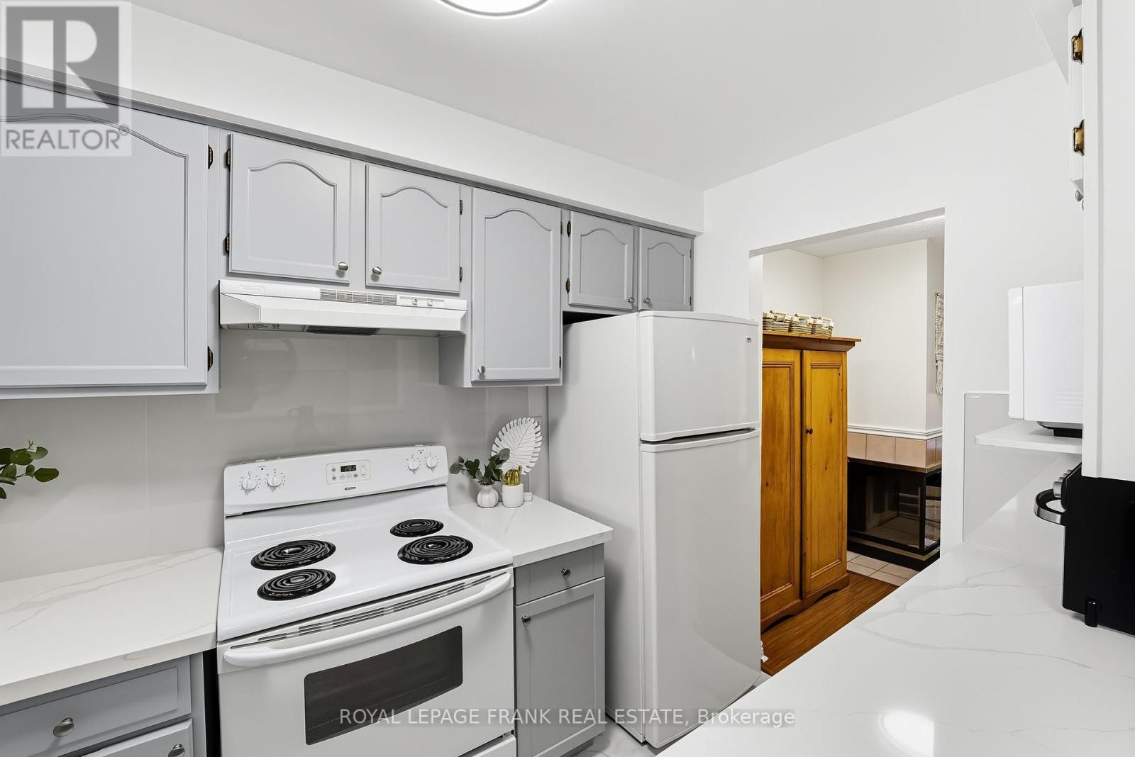 












G-10 - 1669 NASH ROAD

,
Clarington (Courtice),




Ontario
L1E1S8

