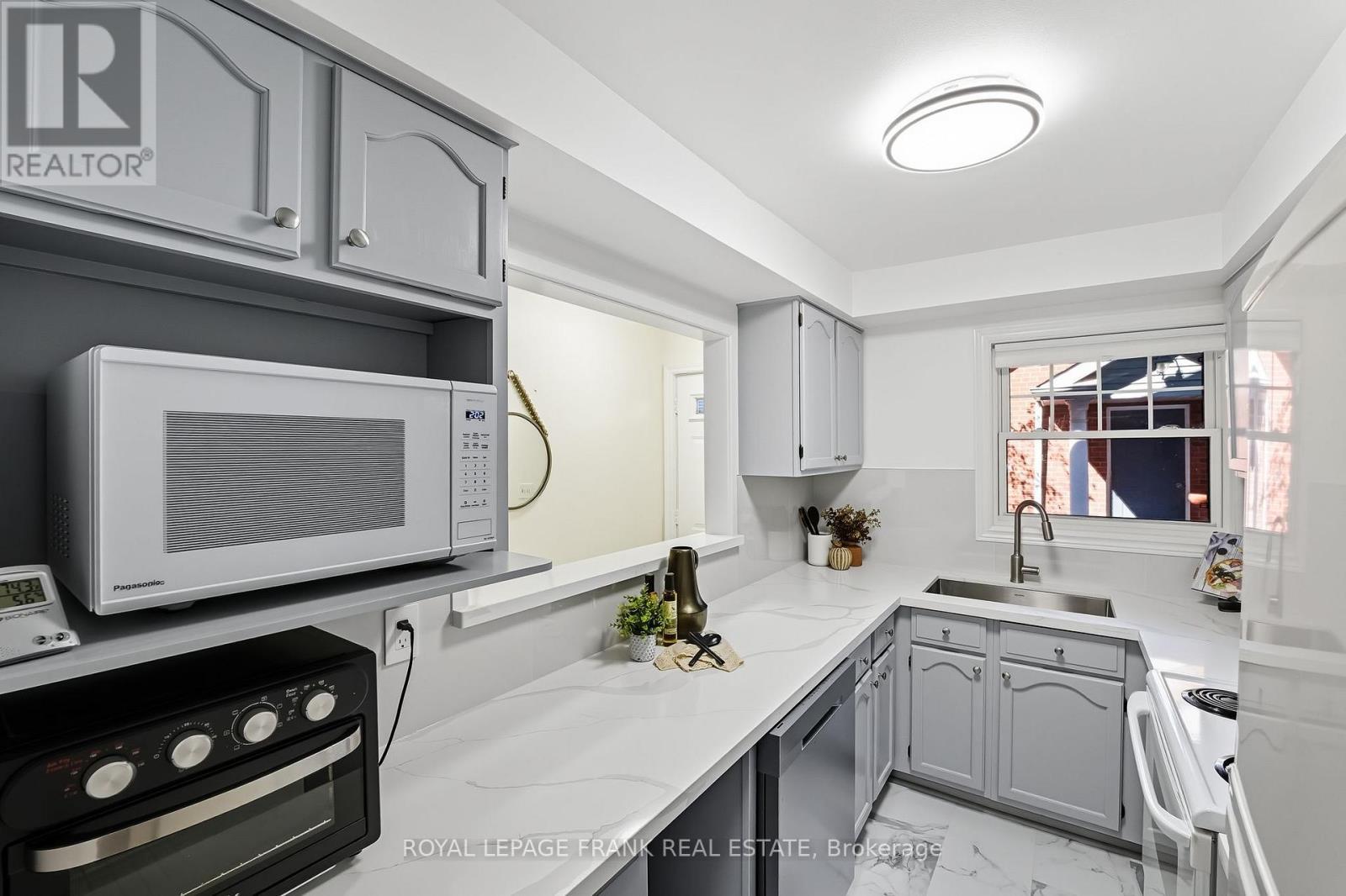 












G-10 - 1669 NASH ROAD

,
Clarington (Courtice),




Ontario
L1E1S8

