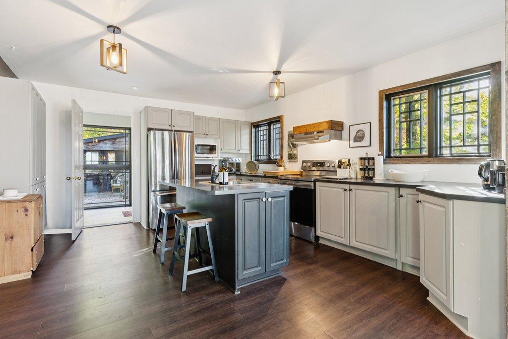 









19


Ch. McCarthy

,
Chelsea,




QC
J9B2H5

