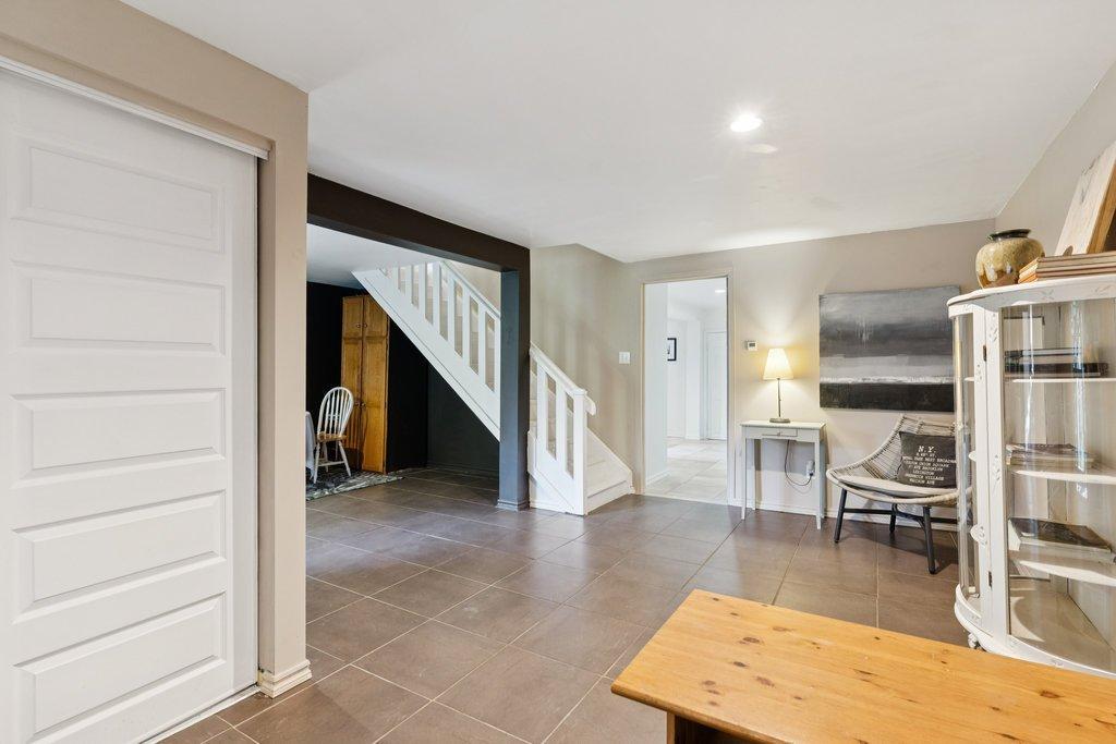 









19


Ch. McCarthy

,
Chelsea,




QC
J9B2H5

