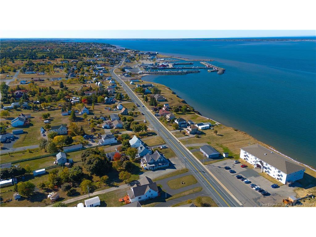 









142


Saint-Pierre E

BLVD,
Caraquet,




NB
E1W 1B1

