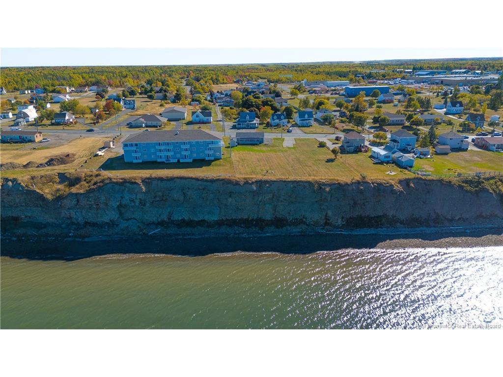 









142


Saint-Pierre E

BLVD,
Caraquet,




NB
E1W 1B1

