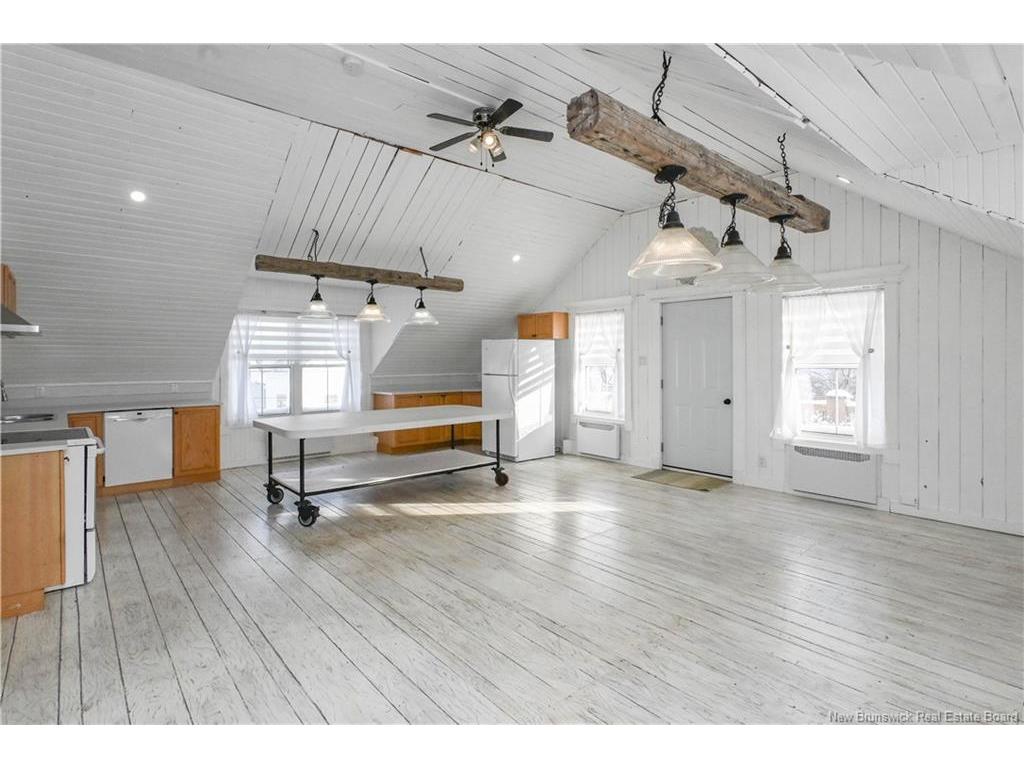 









142


Saint-Pierre E

BLVD,
Caraquet,




NB
E1W 1B1

