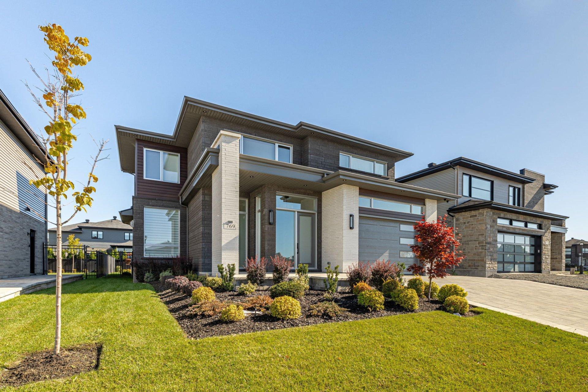 









769


Rue Louis-Quilico

,
Boucherville,




QC
J4B0L8

