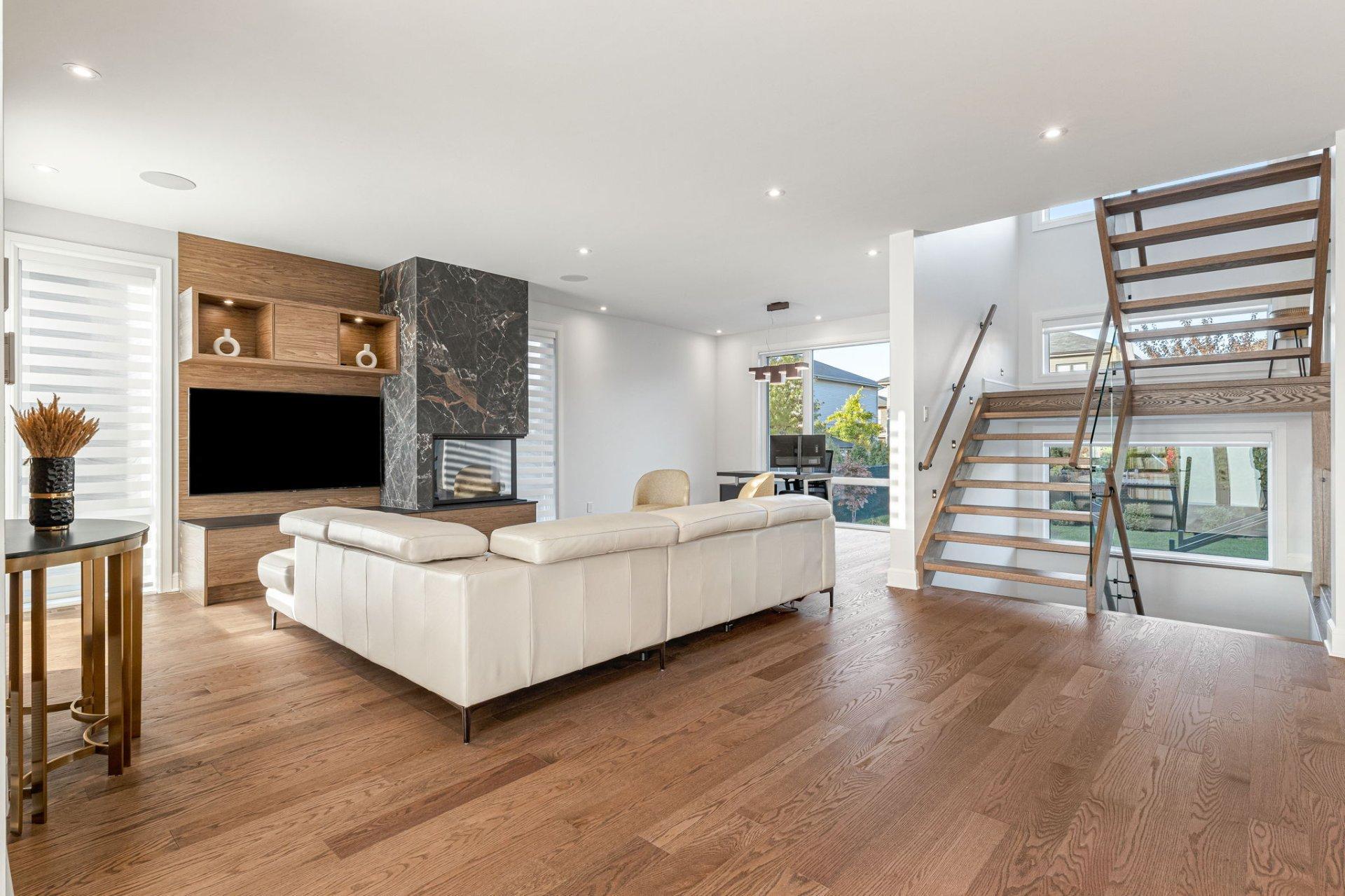 









769


Rue Louis-Quilico

,
Boucherville,




QC
J4B0L8

