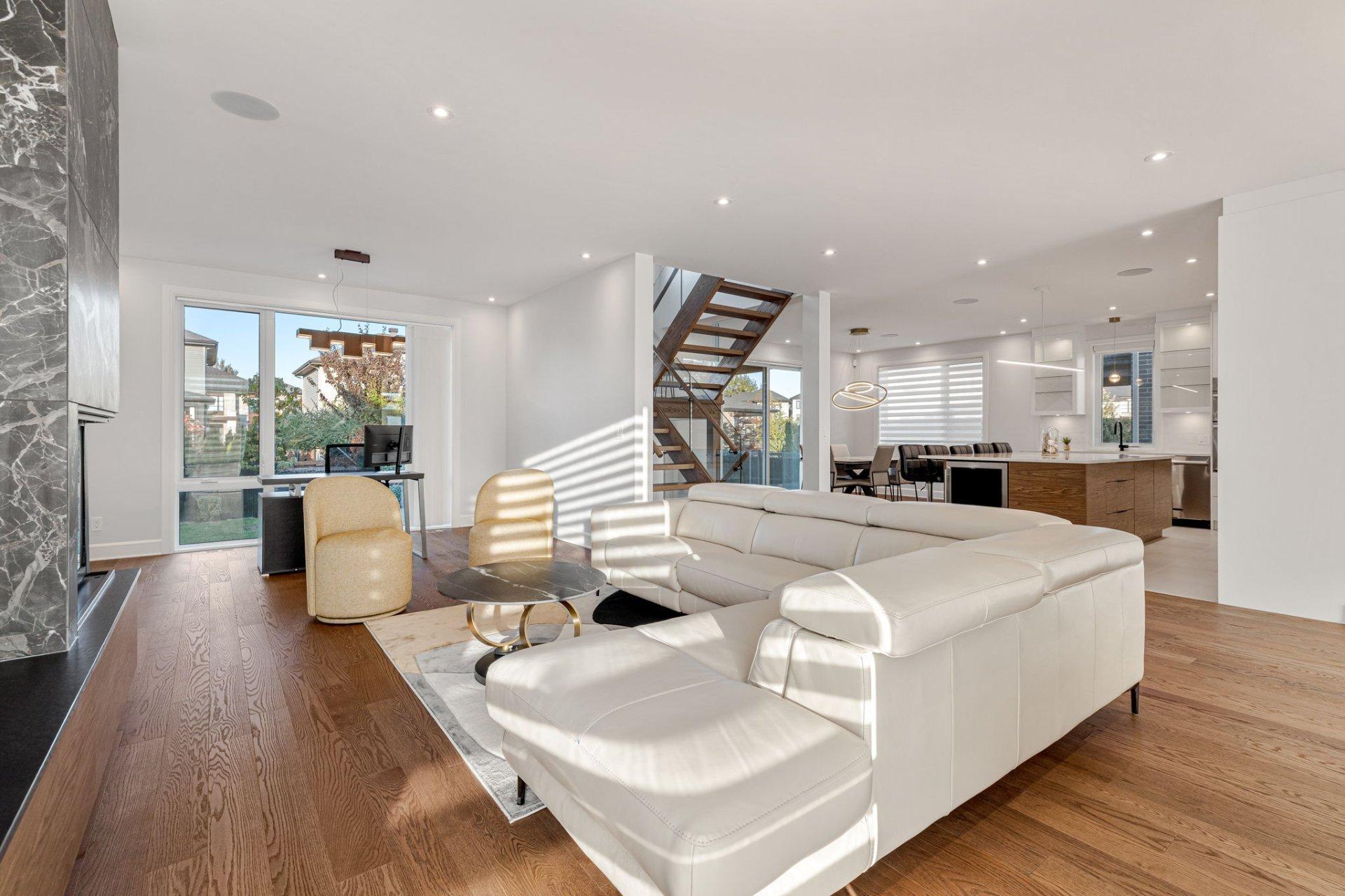 









769


Rue Louis-Quilico

,
Boucherville,




QC
J4B0L8

