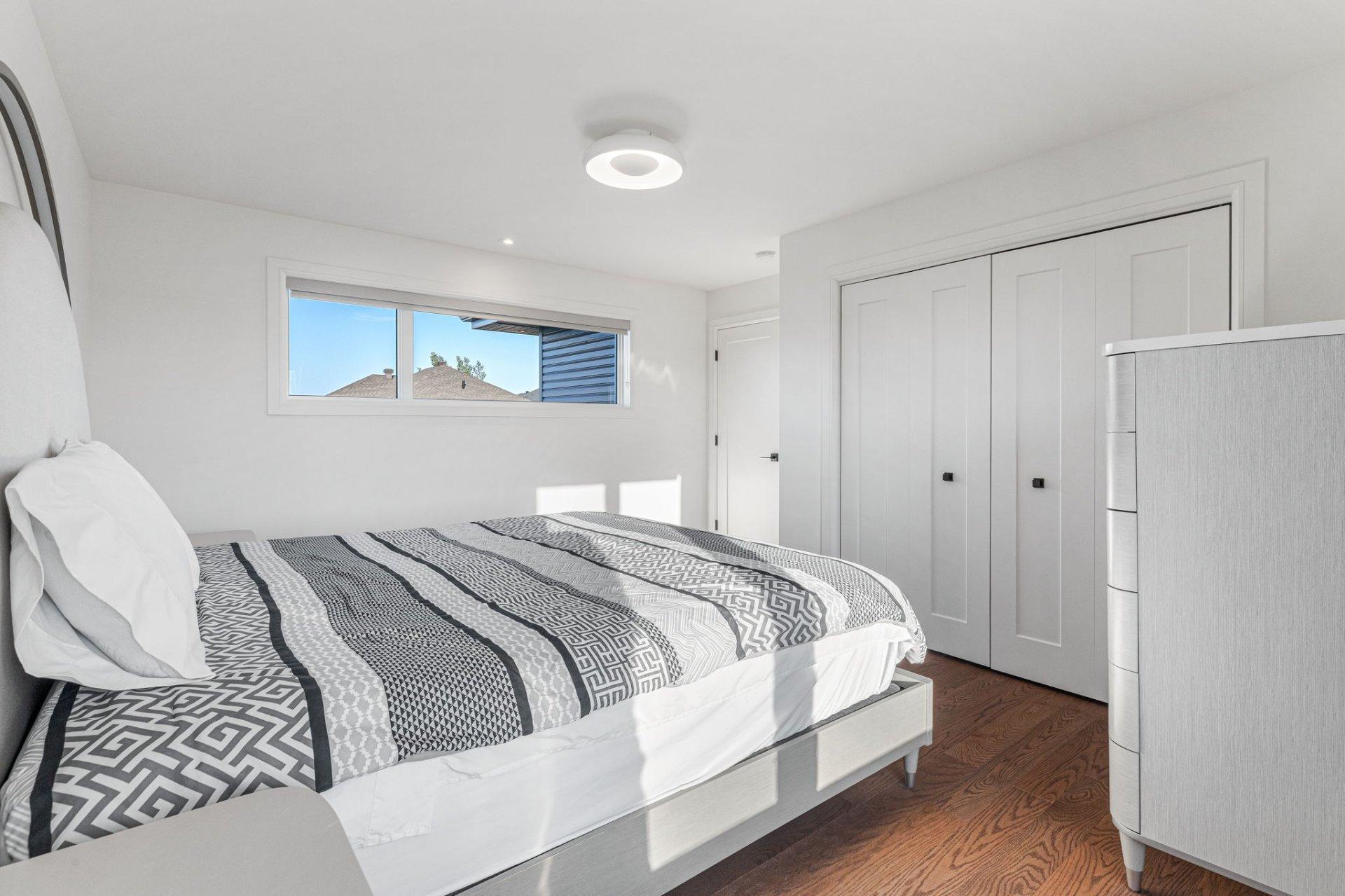 









769


Rue Louis-Quilico

,
Boucherville,




QC
J4B0L8

