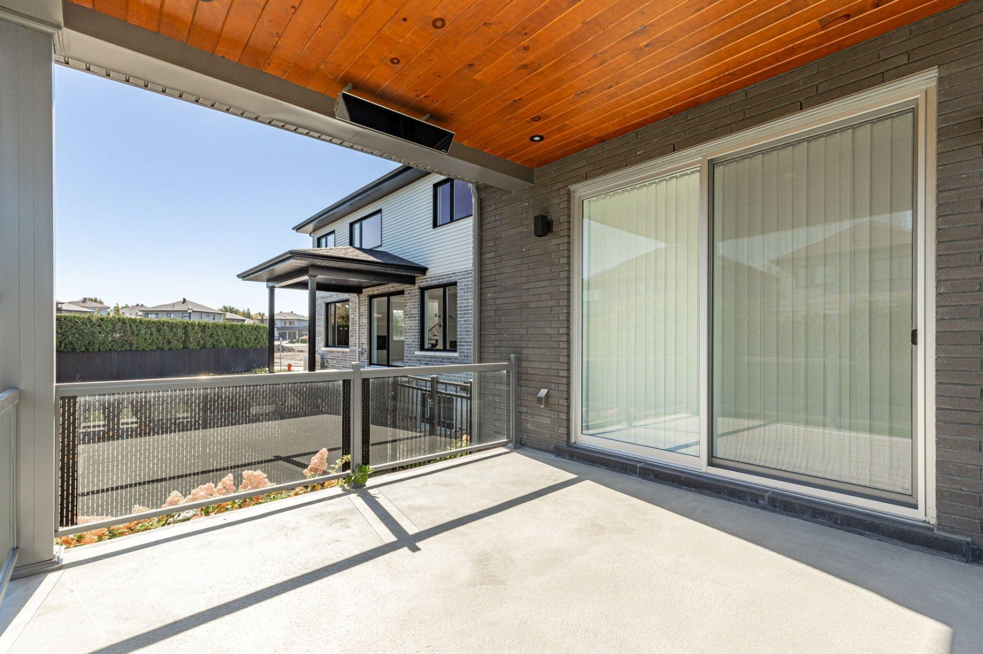 









769


Rue Louis-Quilico

,
Boucherville,




QC
J4B0L8

