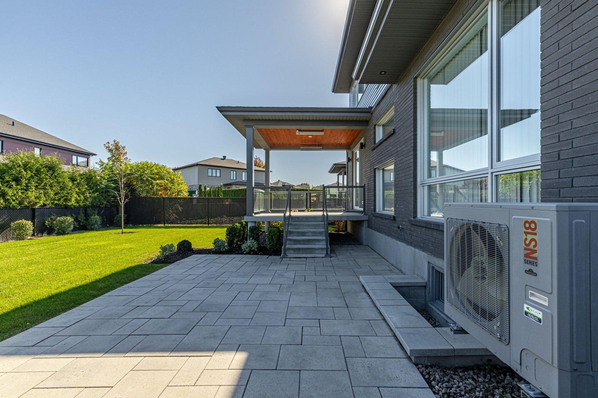 









769


Rue Louis-Quilico

,
Boucherville,




QC
J4B0L8

