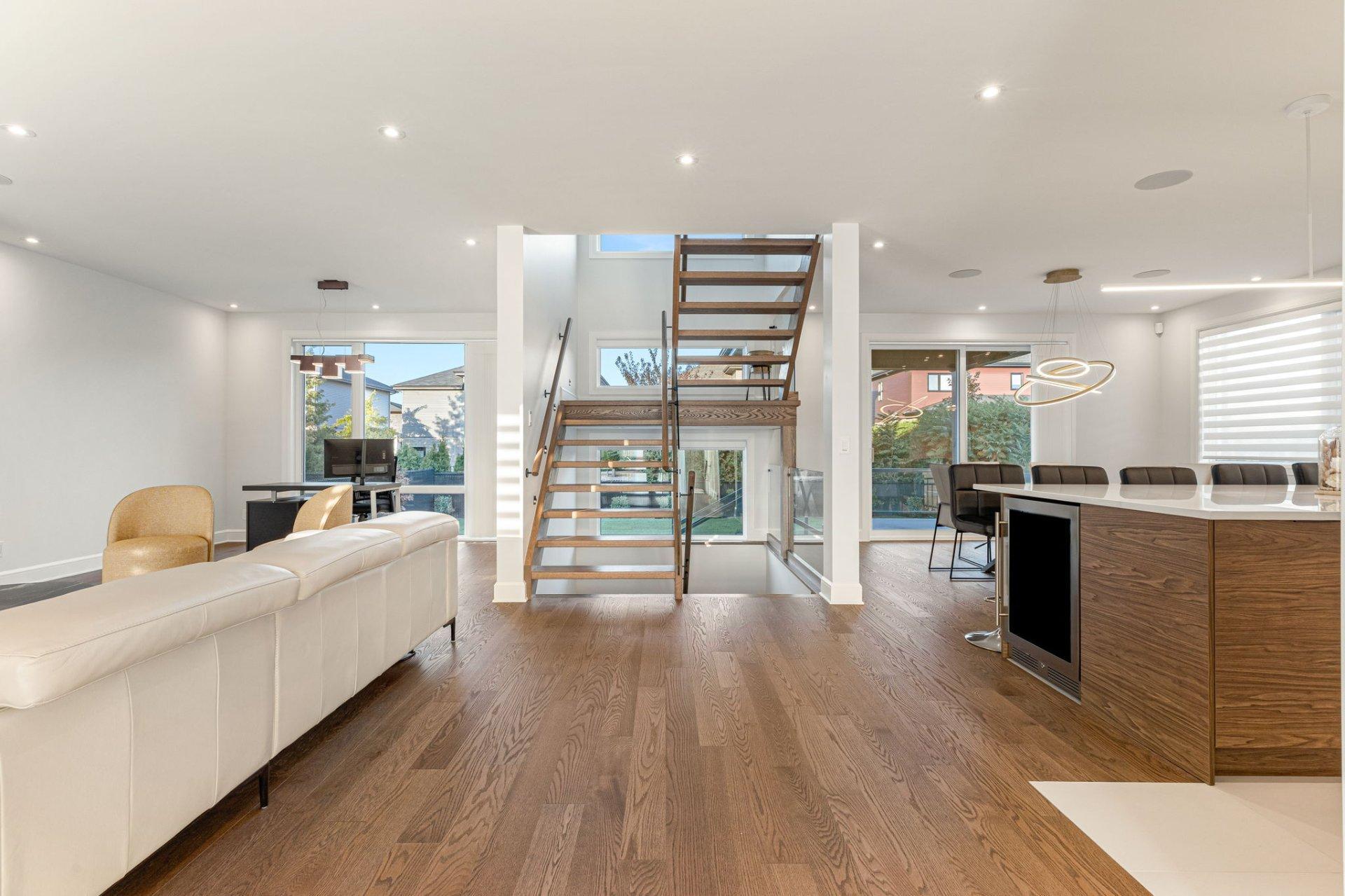 









769


Rue Louis-Quilico

,
Boucherville,




QC
J4B0L8

