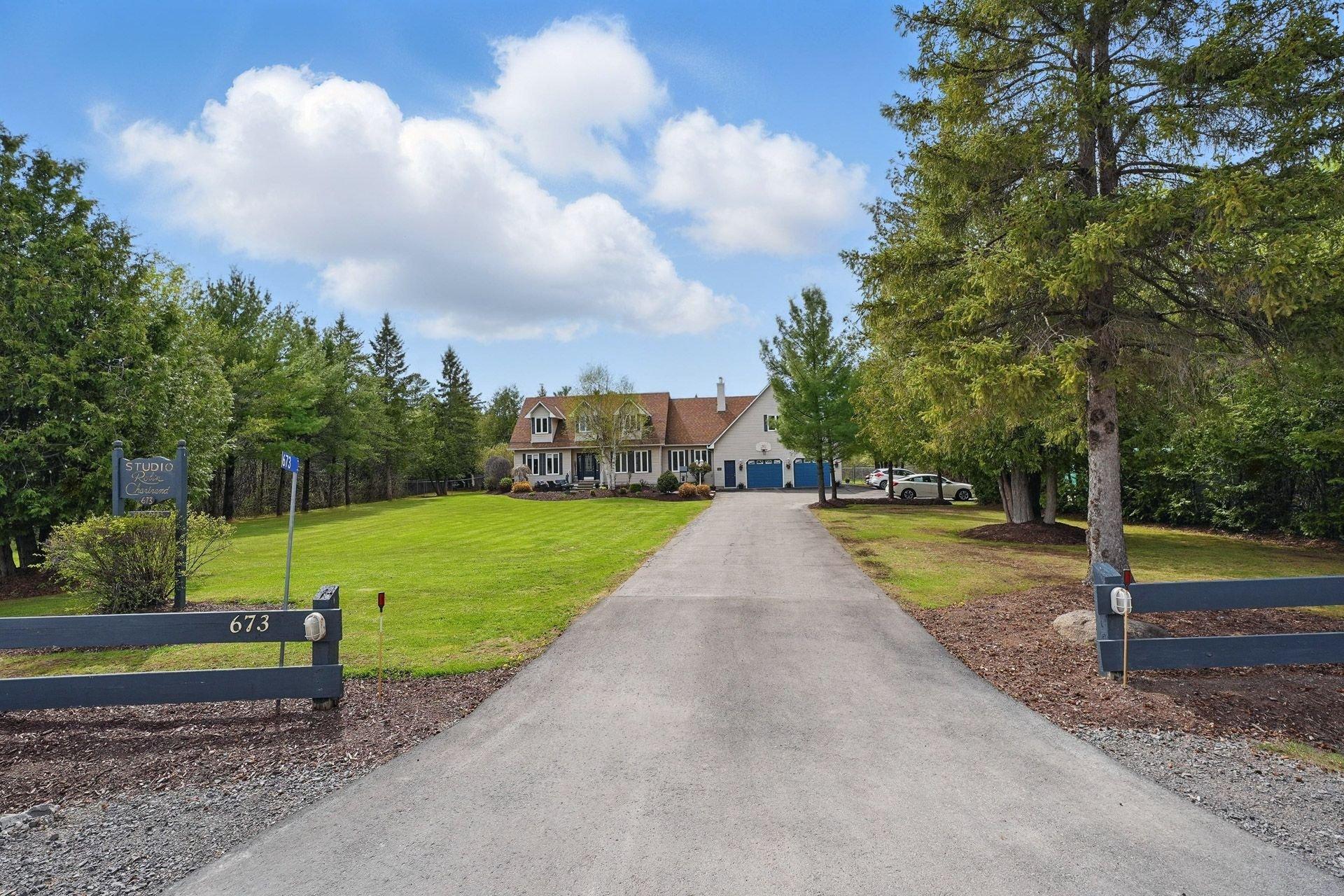 









673


Ch. Klock

,
Gatineau (Aylmer),




QC
J9J3G8

