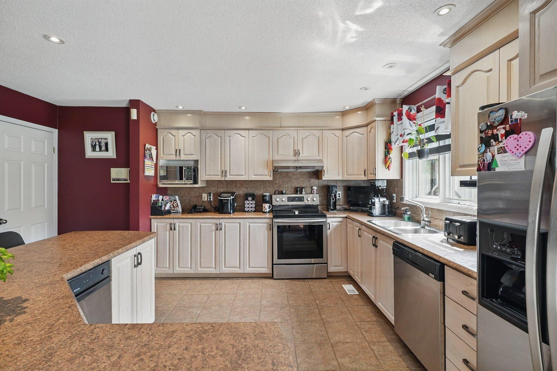 









673


Ch. Klock

,
Gatineau (Aylmer),




QC
J9J3G8

