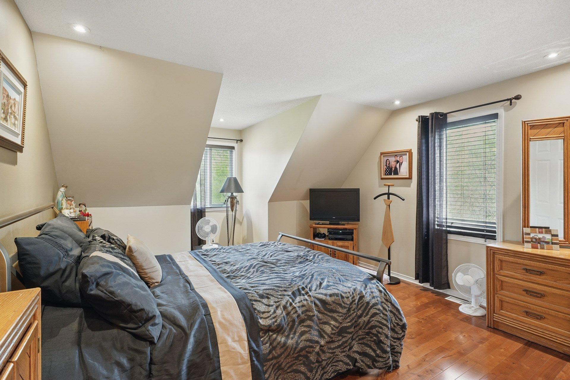 









673


Ch. Klock

,
Gatineau (Aylmer),




QC
J9J3G8

