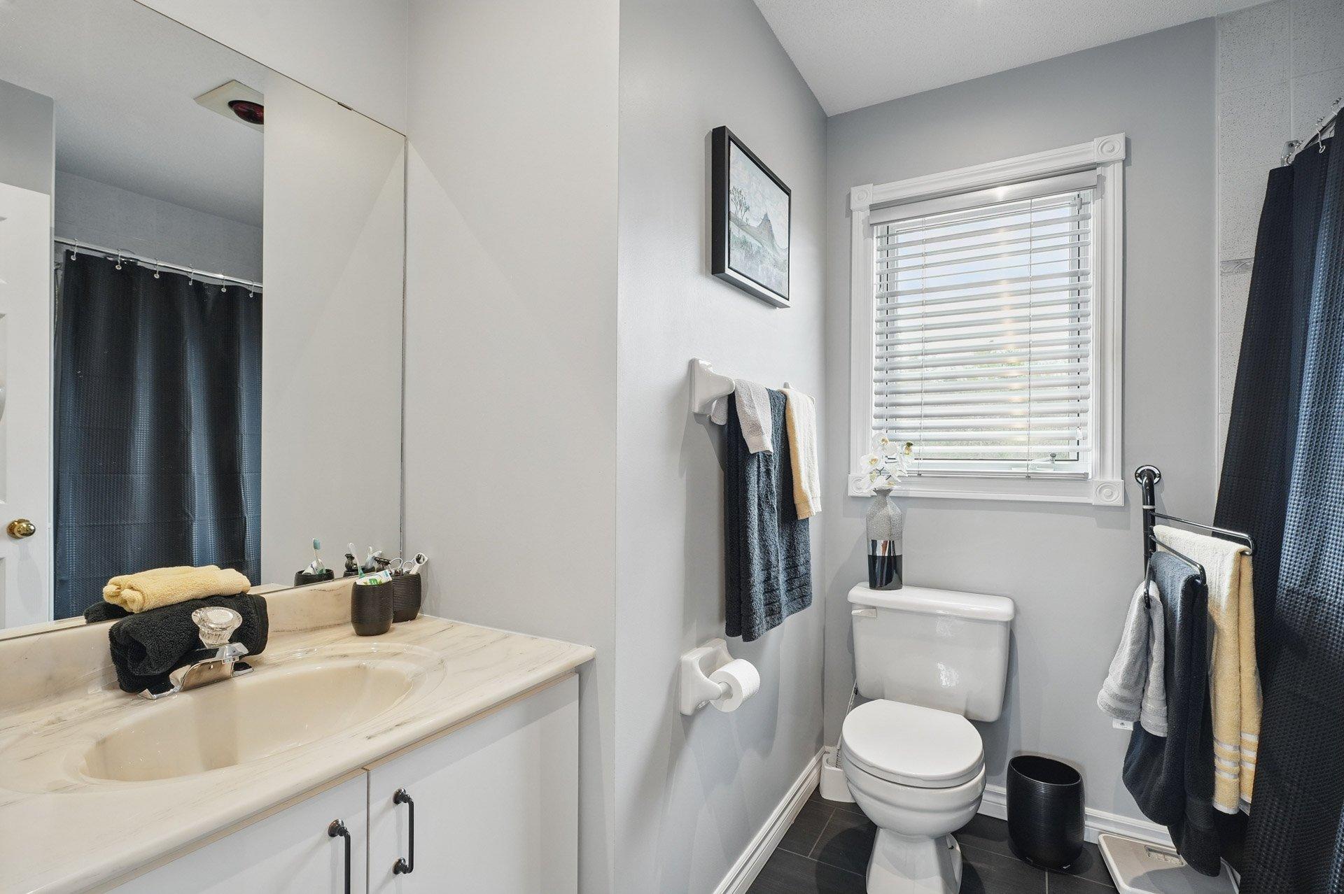 









673


Ch. Klock

,
Gatineau (Aylmer),




QC
J9J3G8

