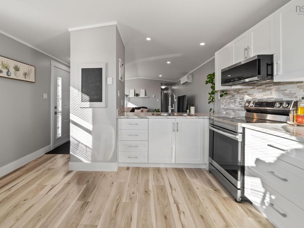 












40 Skyline Drive

,
Harrietsfield,




NS
B3V 1B3

