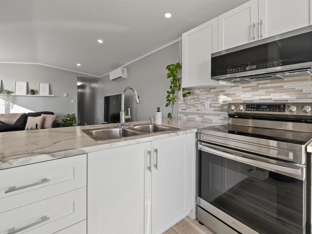 












40 Skyline Drive

,
Harrietsfield,




NS
B3V 1B3

