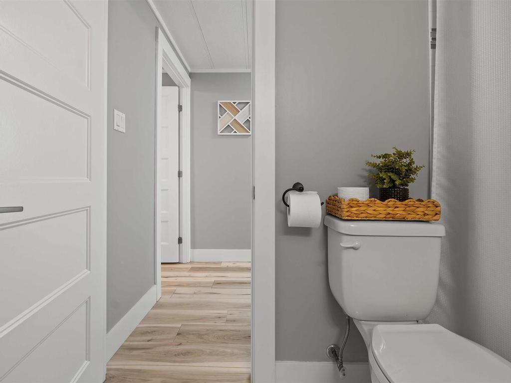 












40 Skyline Drive

,
Harrietsfield,




NS
B3V 1B3

