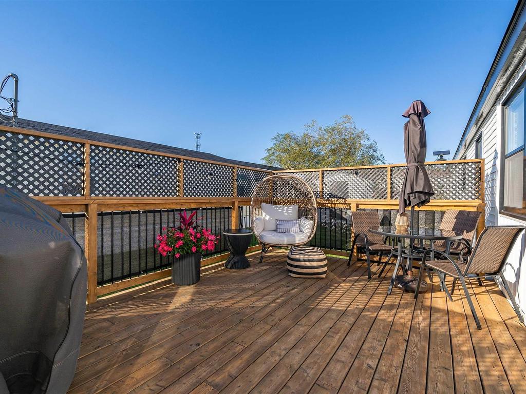 












40 Skyline Drive

,
Harrietsfield,




NS
B3V 1B3

