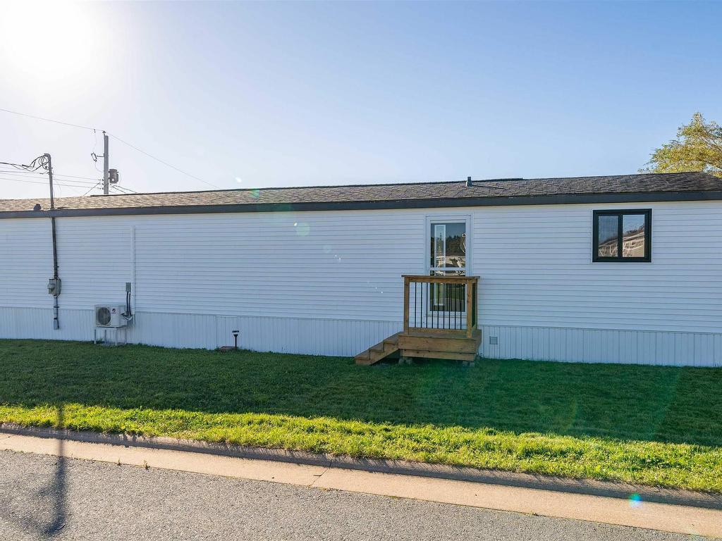 












40 Skyline Drive

,
Harrietsfield,




NS
B3V 1B3

