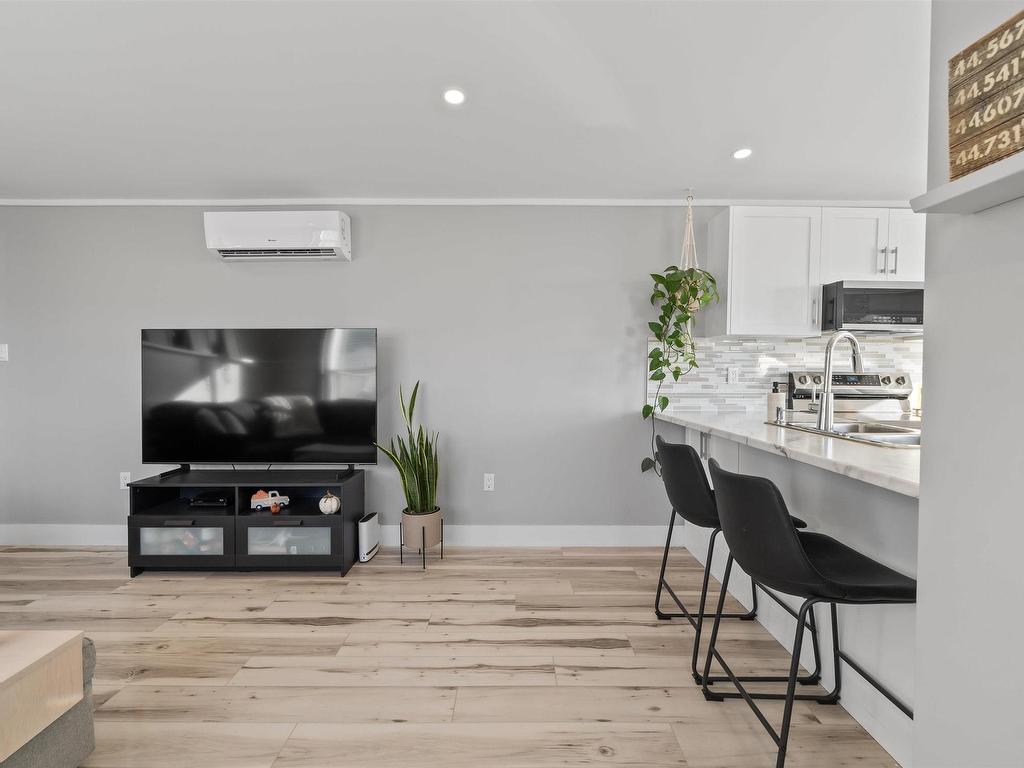 












40 Skyline Drive

,
Harrietsfield,




NS
B3V 1B3

