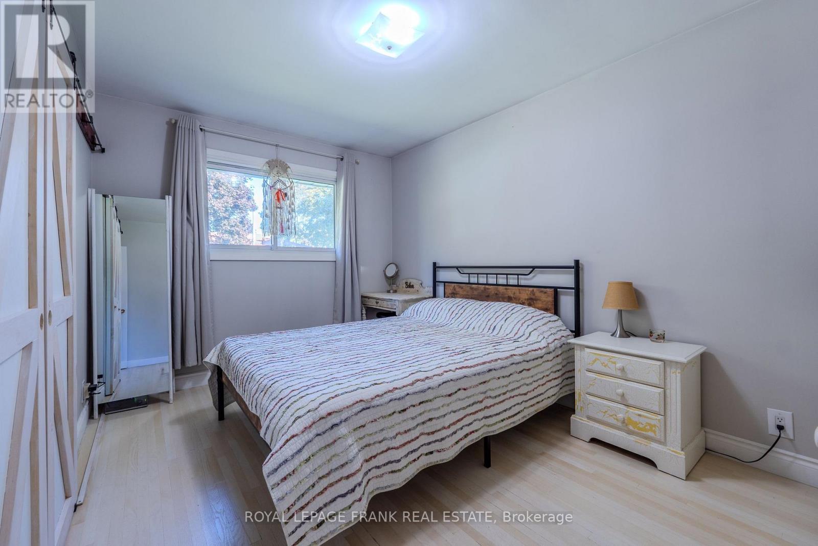 












32 MELBOURNE STREET E

,
Kawartha Lakes (Lindsay),




Ontario
K9V1X7

