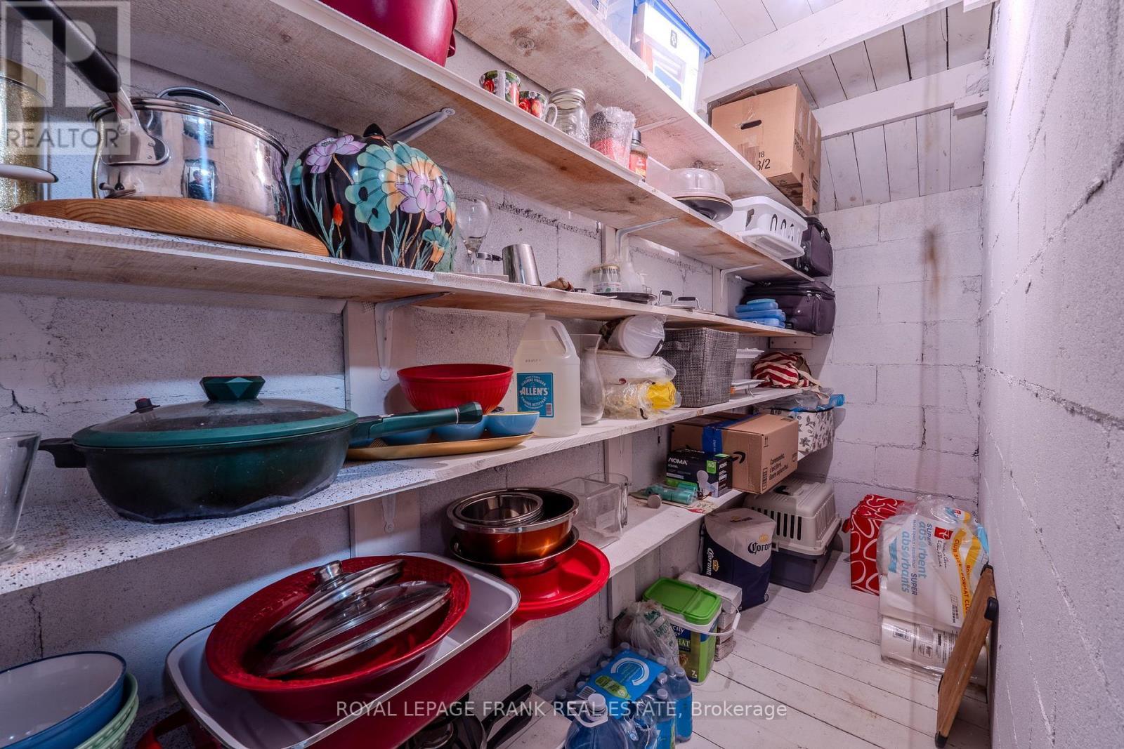 












32 MELBOURNE STREET E

,
Kawartha Lakes (Lindsay),




Ontario
K9V1X7


