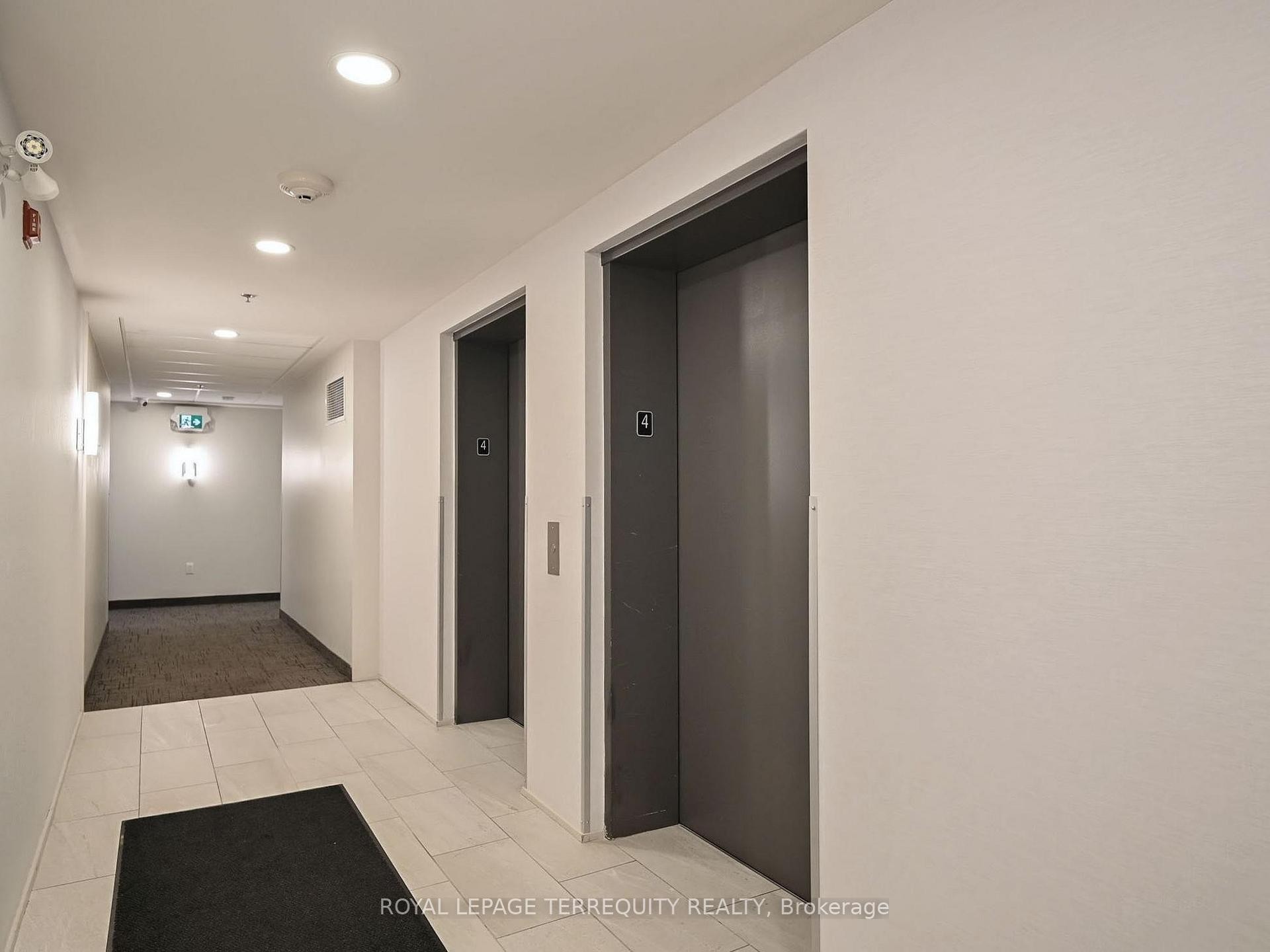 









110


Fergus

Avenue, 419,
Kitchener,




ON
N2A 0K9

