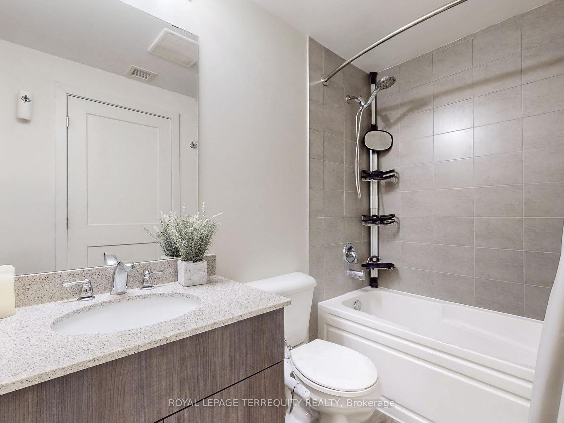 









110


Fergus

Avenue, 419,
Kitchener,




ON
N2A 0K9

