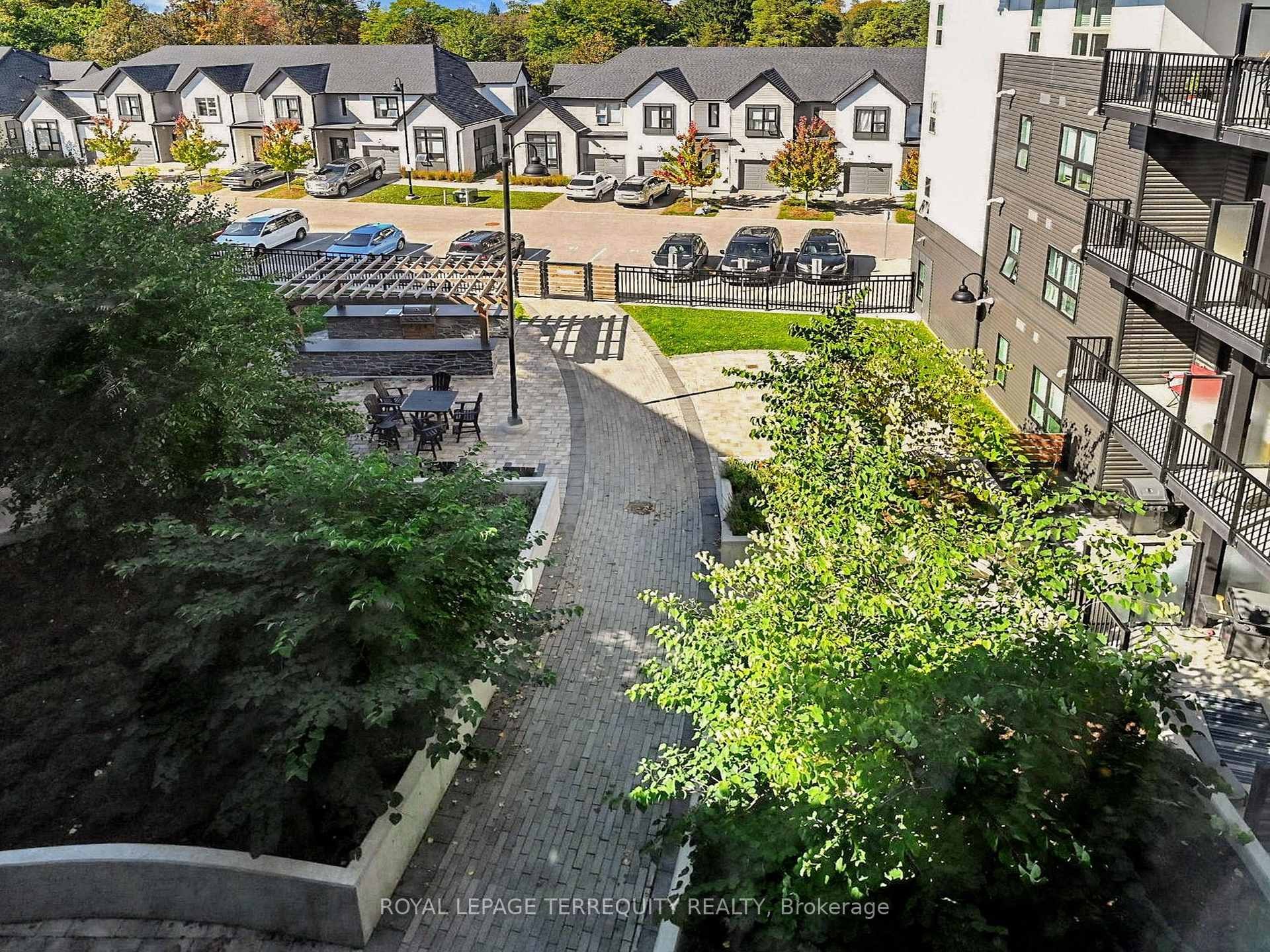 









110


Fergus

Avenue, 419,
Kitchener,




ON
N2A 0K9

