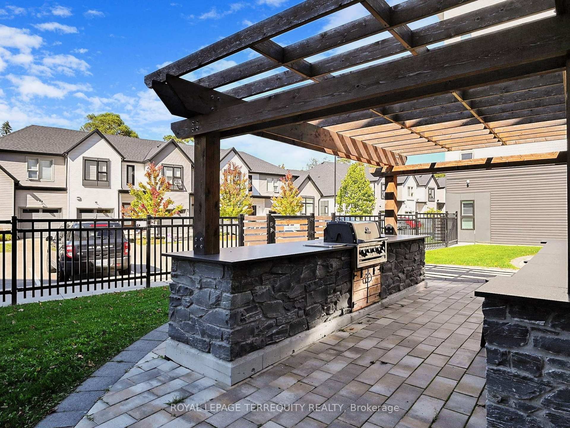 









110


Fergus

Avenue, 419,
Kitchener,




ON
N2A 0K9

