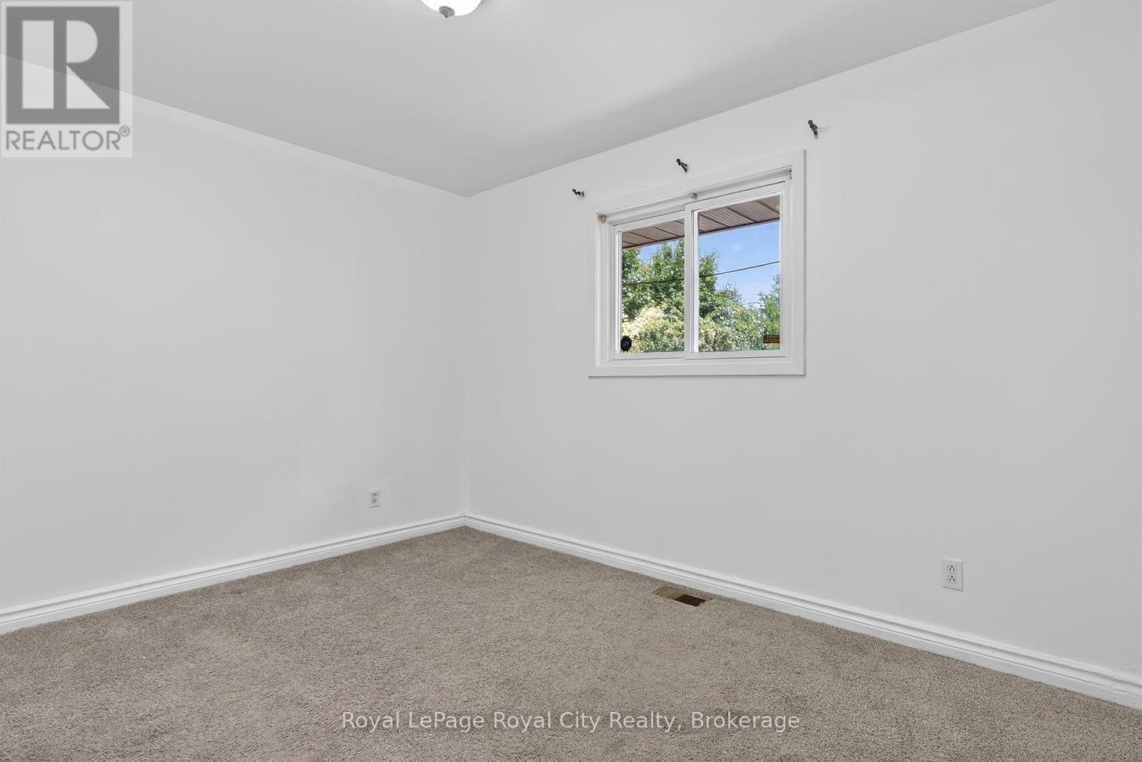 












68 SUNSET BOULEVARD

,
Cambridge,




Ontario
N1S1A7

