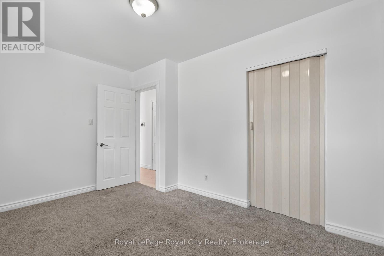 












68 SUNSET BOULEVARD

,
Cambridge,




Ontario
N1S1A7

