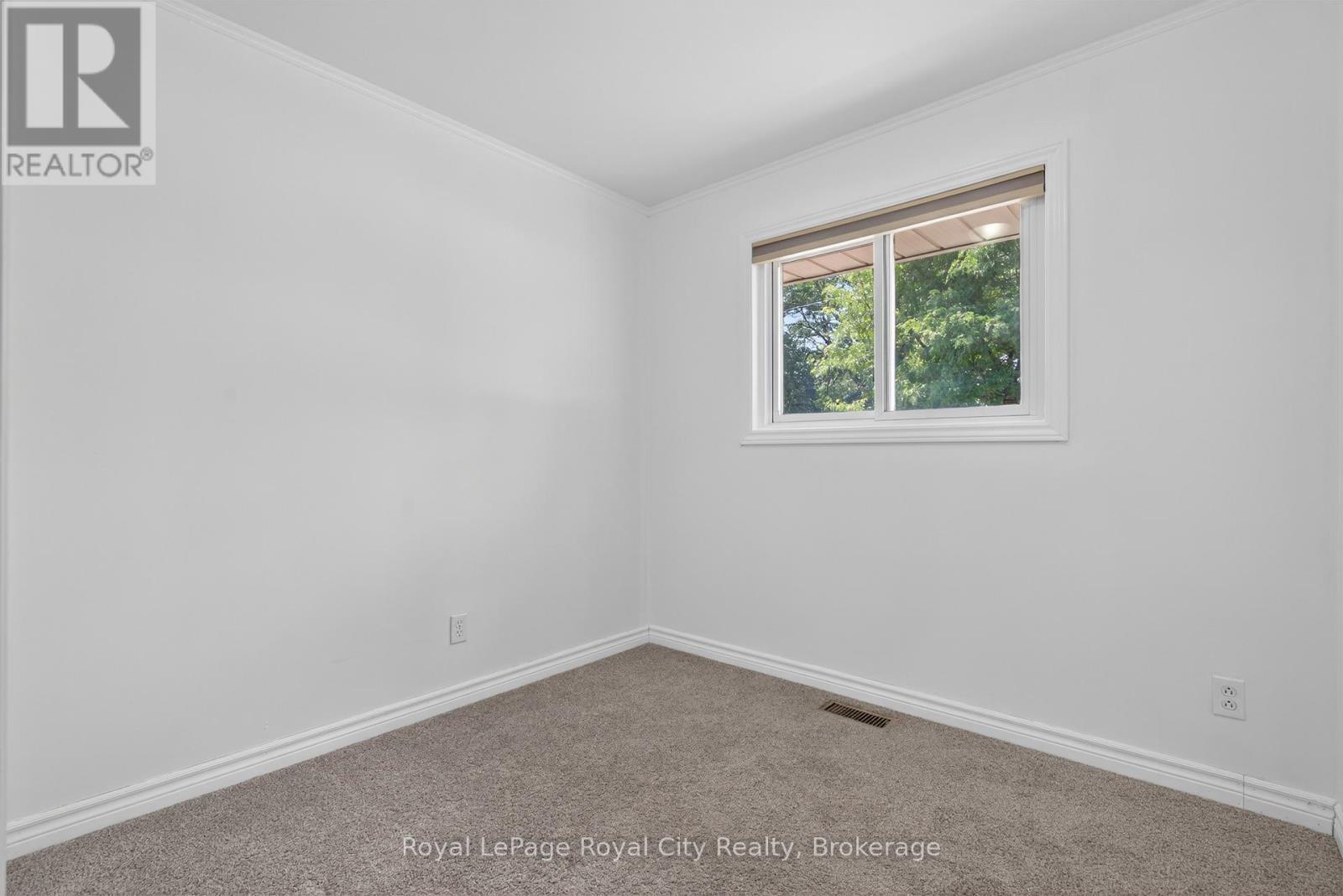 












68 SUNSET BOULEVARD

,
Cambridge,




Ontario
N1S1A7

