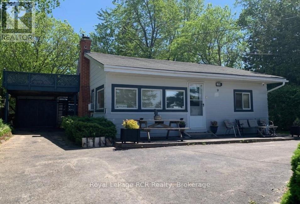 












9 LAKESHORE BOULEVARD S

,
South Bruce Peninsula,




Ontario
N0H2G0

