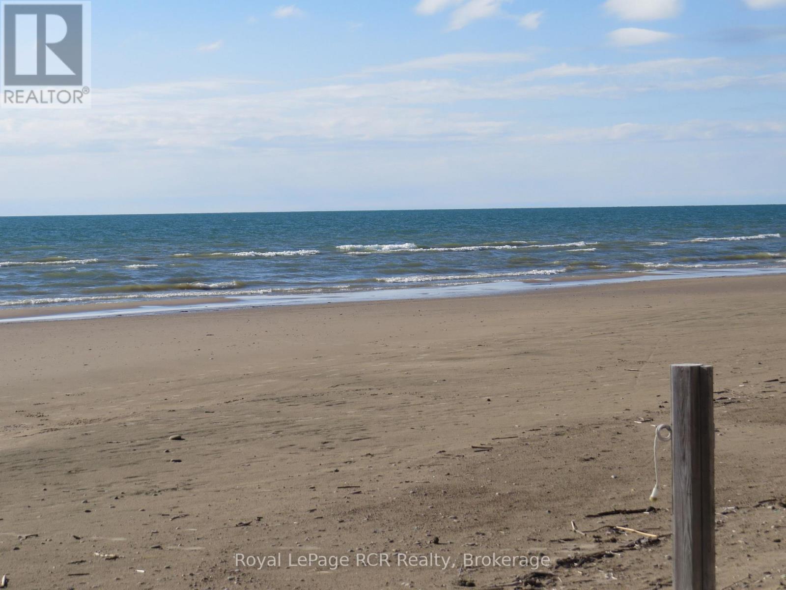 












9 LAKESHORE BOULEVARD S

,
South Bruce Peninsula,




Ontario
N0H2G0

