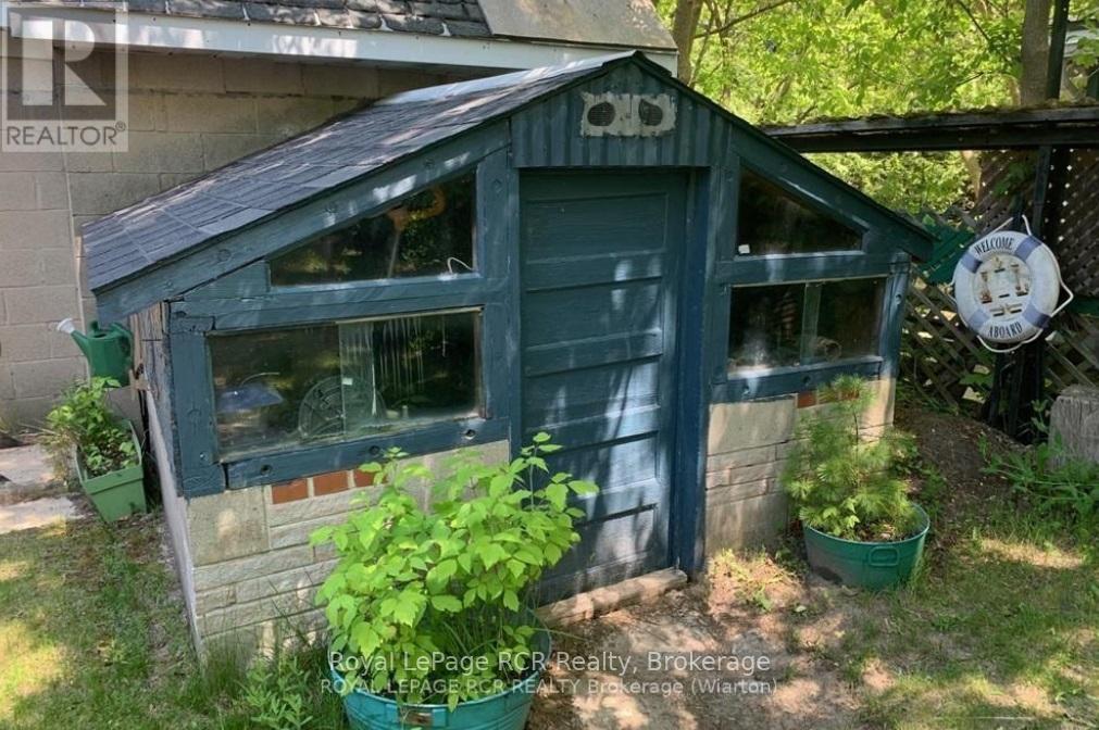 












9 LAKESHORE BOULEVARD S

,
South Bruce Peninsula,




Ontario
N0H2G0

