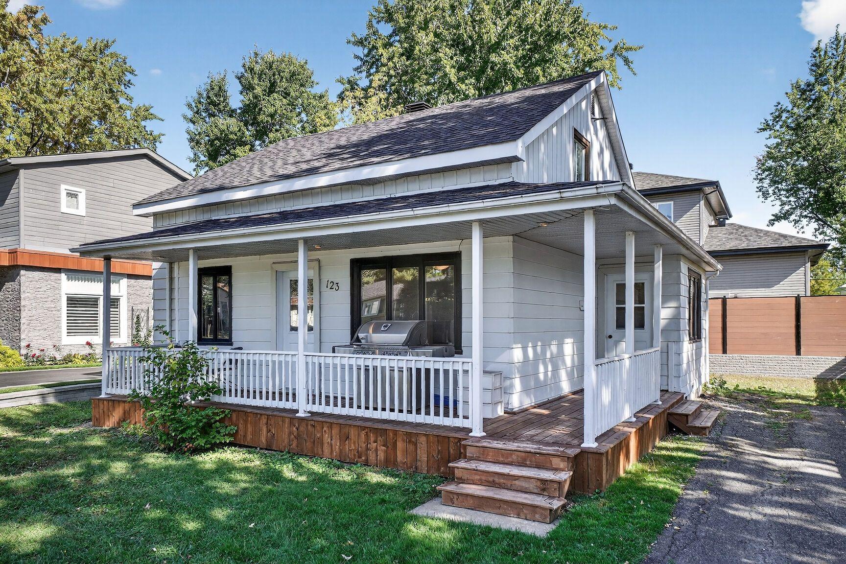 









123


Rue Féré

,
Saint-Eustache,




QC
J7R2T4

