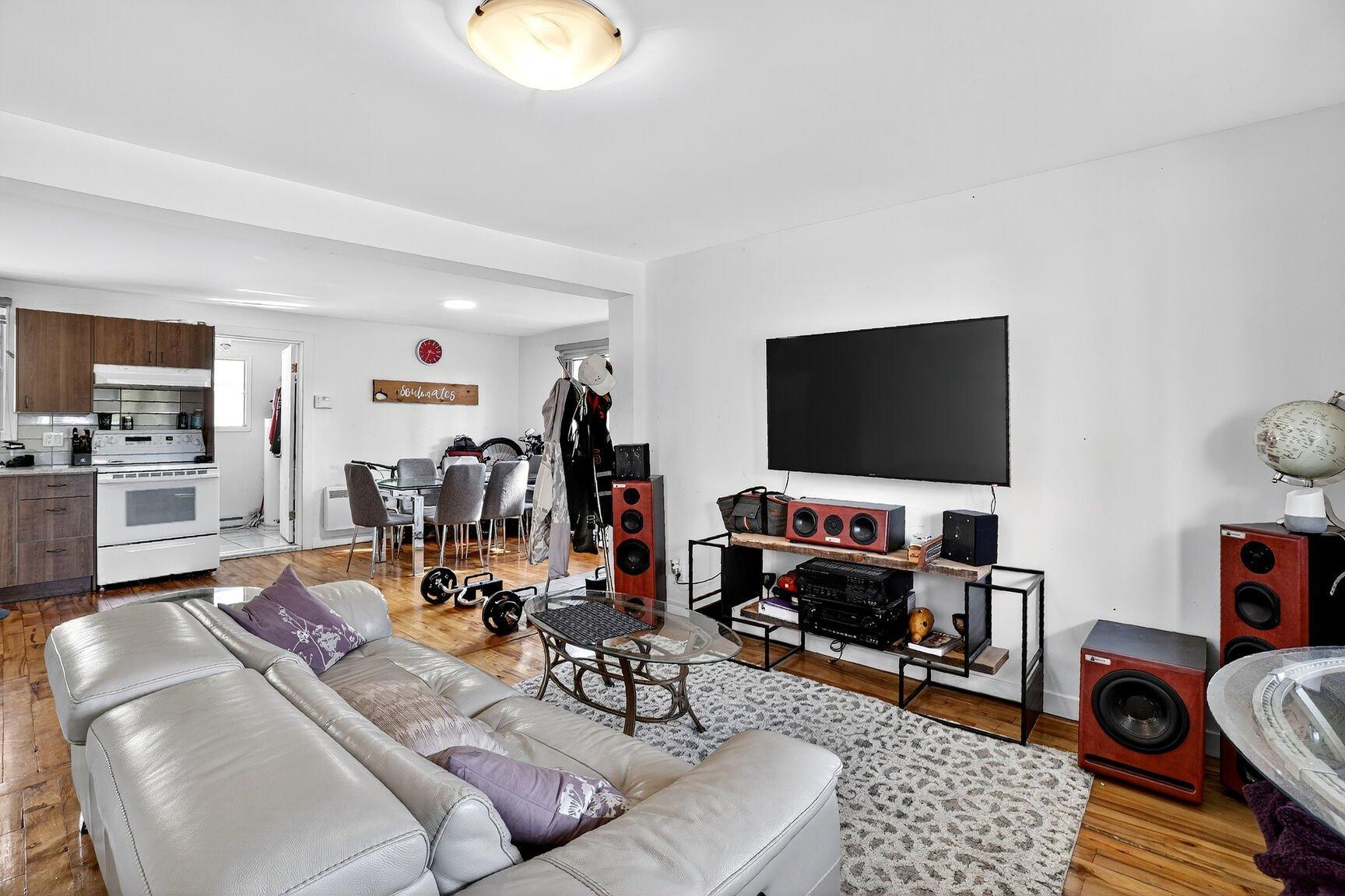 









123


Rue Féré

,
Saint-Eustache,




QC
J7R2T4

