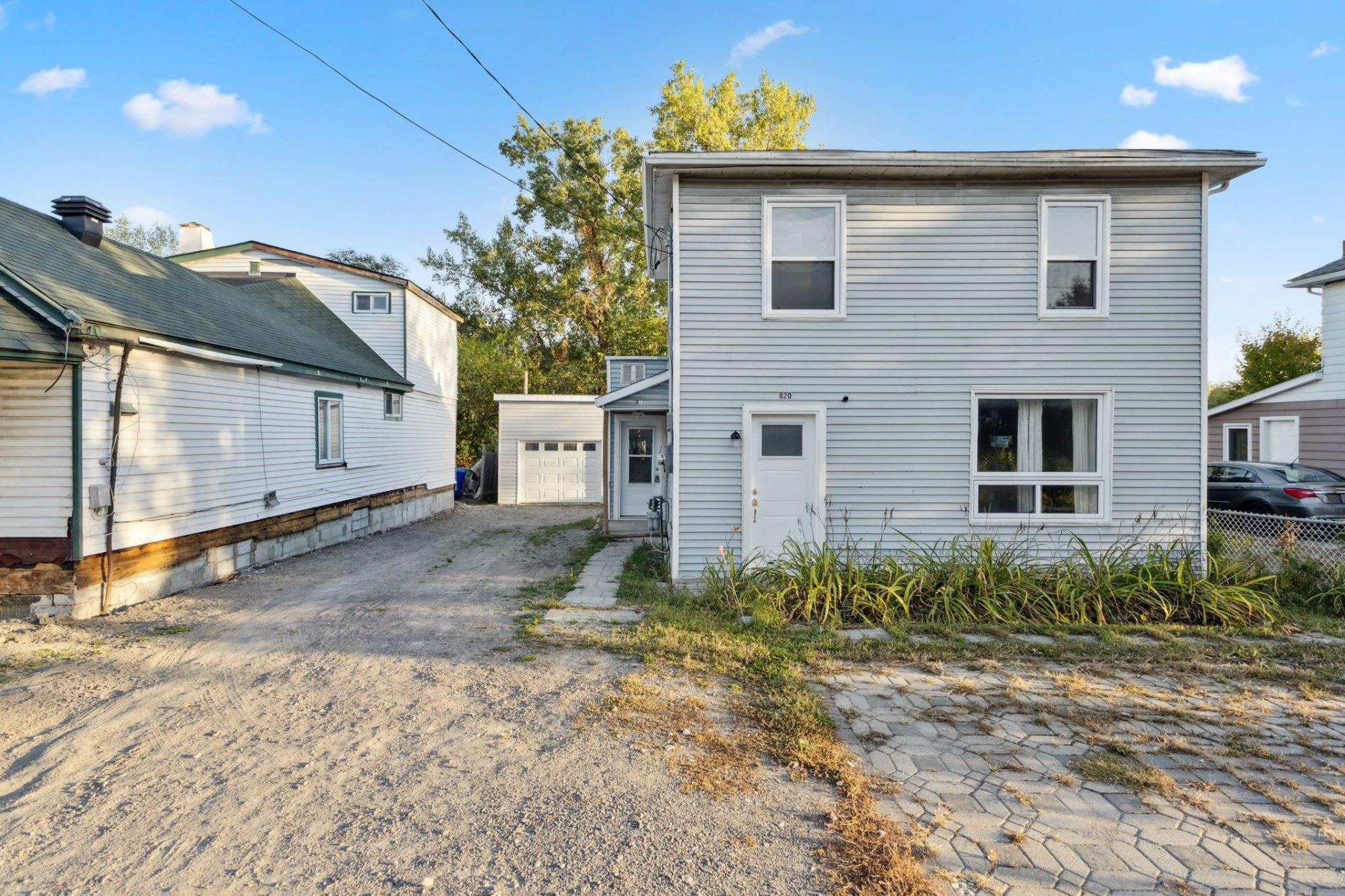 









820


Rue St-Louis

,
Gatineau (Gatineau),




QC
J8T2S4


