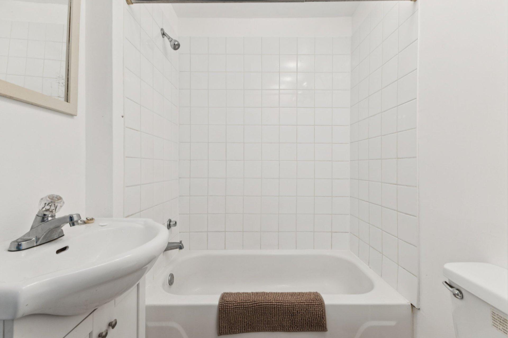 









820


Rue St-Louis

,
Gatineau (Gatineau),




QC
J8T2S4

